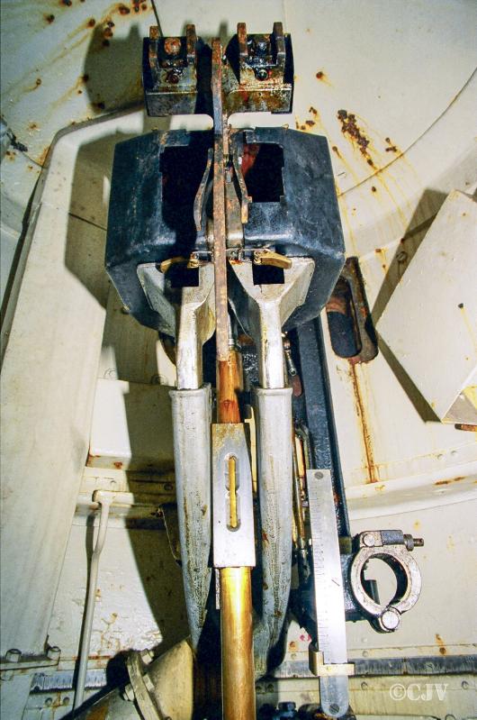 Ligne Maginot - GALGENBERG - A15 - (Ouvrage d'artillerie) - Bloc 3
Tourelle de mitrailleuses
La chambre de tir avec le support du jumelage
