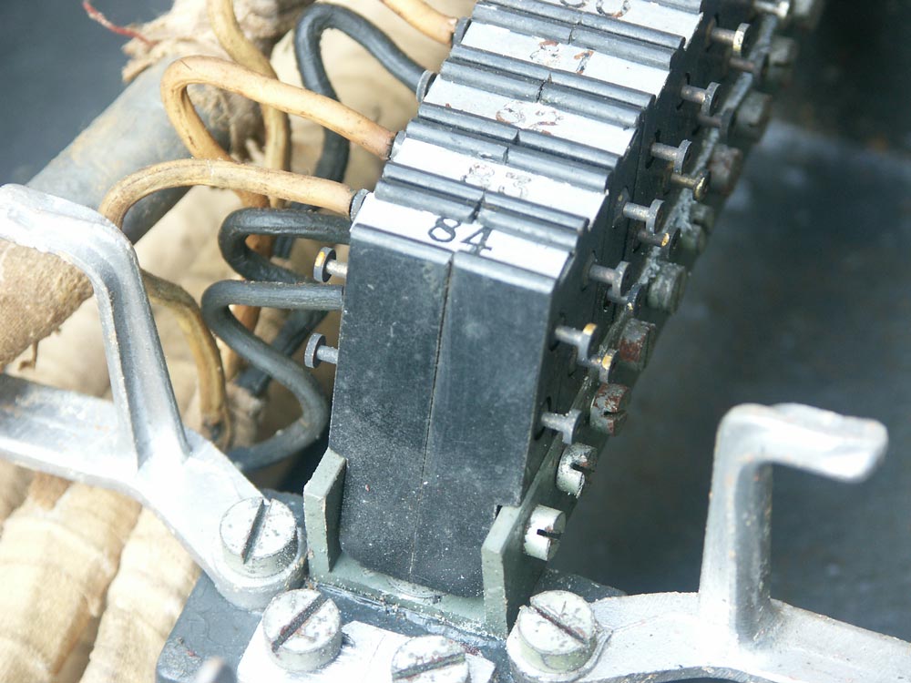Conjoncteur rapide pour boite de coupure