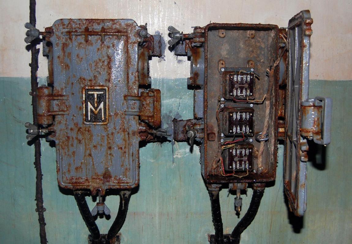 Ligne Maginot - Ouvrage du Sapey - Boitiers de quatre translateurs TM 32