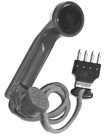 TM 32 - Poste téléphonique  