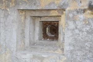 Ligne Maginot - GALGENBERG - A15 - (Ouvrage d'artillerie) - Entrée des hommes
Créneau FM central