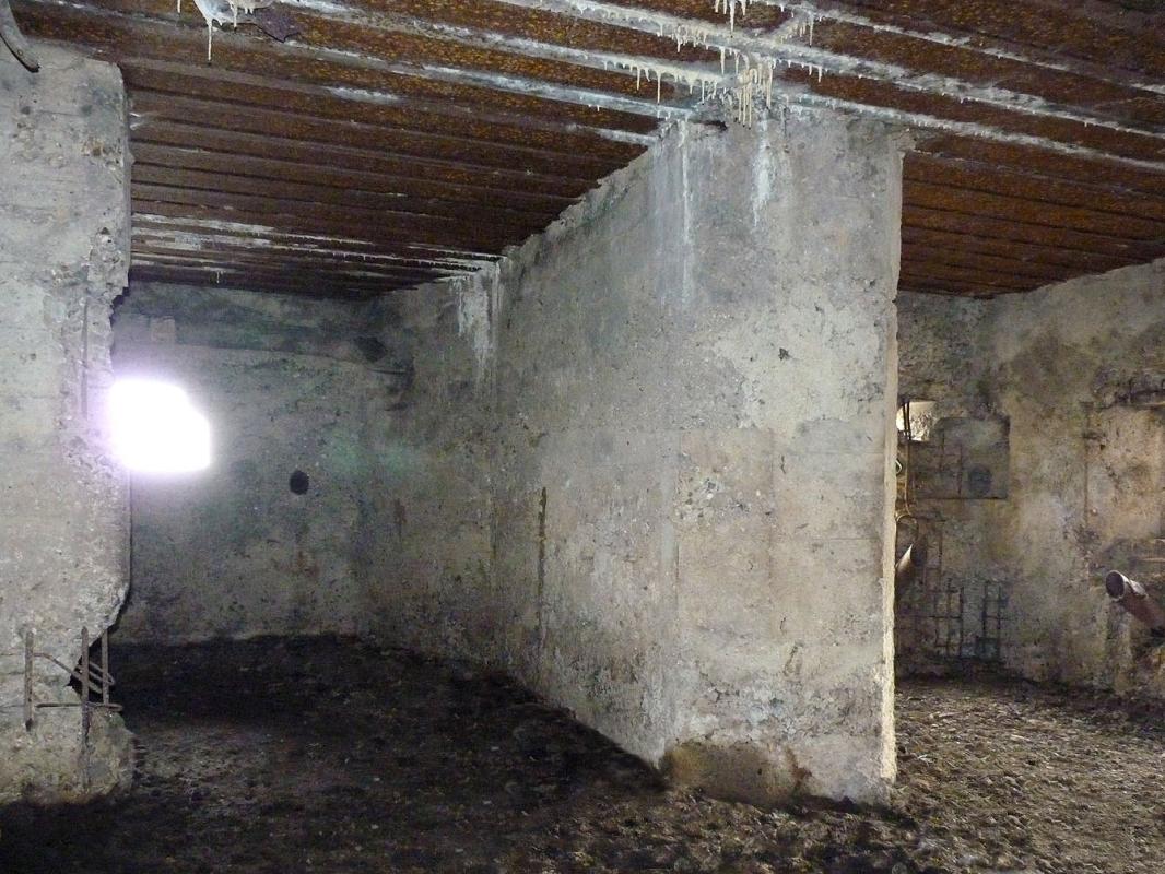 Ligne Maginot - Casemate A72 - Les AYVELLES Sud - 