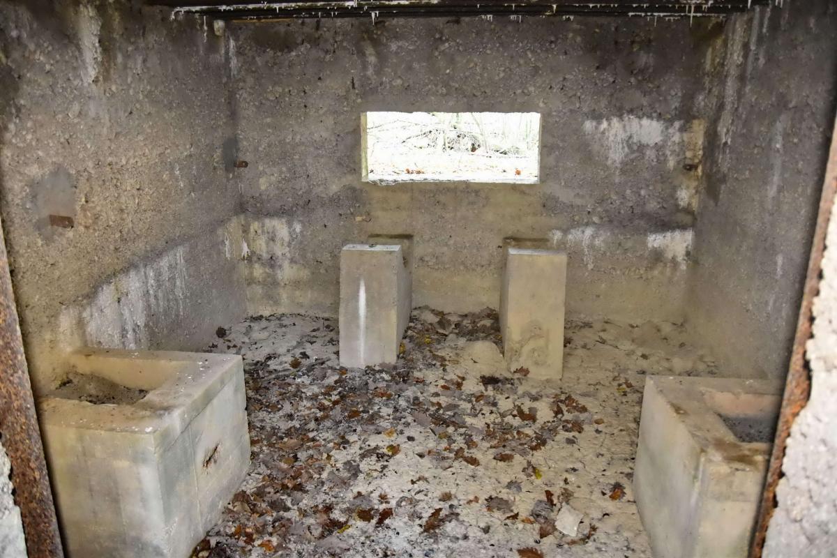 Ligne Maginot - CB202 - RETTELBOURG 1 - (Blockhaus pour canon) - Emplacement du canon et créneau de tir