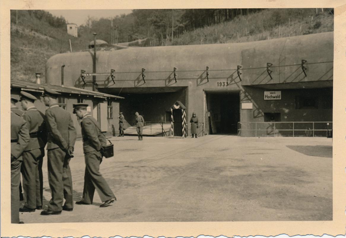 Ligne Maginot - HOCHWALD - (Ouvrage d'artillerie) - Bloc 8
Entrée munitions