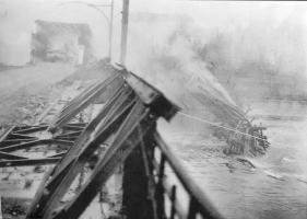 Ligne Maginot - PONT DE THIONVILLE - (DMP - Dispositif de Mine Permanent) -     La 10e DB américaine 