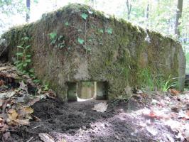 Ligne Maginot - KLOSTERGRABEN 1 - (Blockhaus pour arme infanterie) - Créneau dans le coin de l'accès bétonné