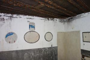 Ligne Maginot - ACHEN NORD - (Casemate d'infanterie) - Insigne du 133e RIF et de la Ligne Maginot dans la pièce du chef de poste de la casemate