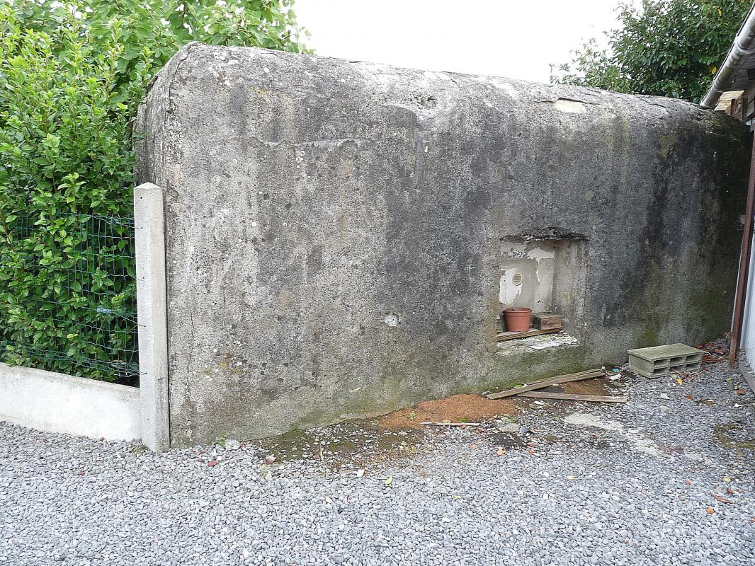 Ligne Maginot - B451 - CIMETIÈRE D'ONNAING (PDS) - (Abri actif) - Quasi invisible......