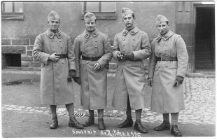 Ligne Maginot - BITCHE - (Camp de sureté) - Soldats du 153° RIF
photo prise au Camp de Bitche en 1936
