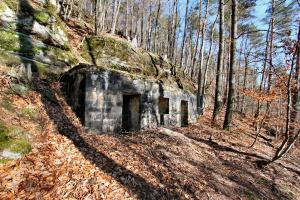 Ligne Maginot - PHILIPPSBOURG (154°RIF - 1/168°RAP) - (PC de Sous-Secteur) - Abri bétonné                   