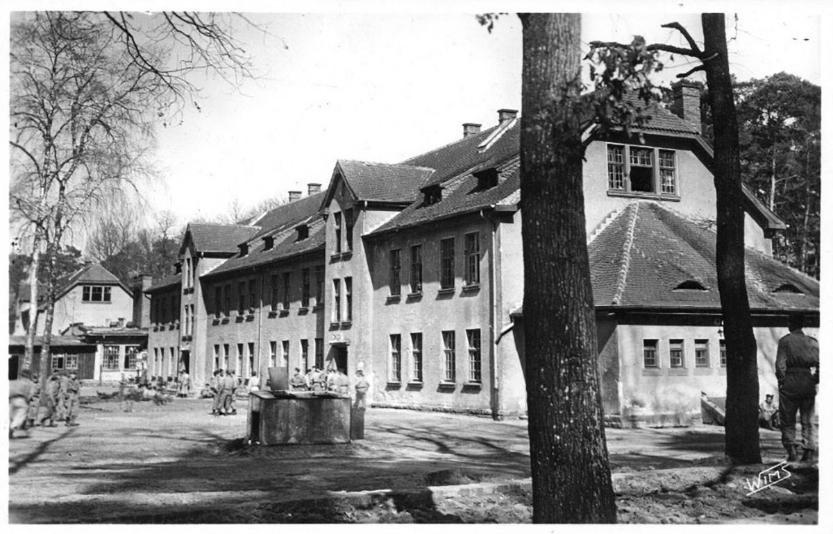 Ligne Maginot - BITCHE - (Camp de sureté) - Le camp de Bitche dans les années 50-60
Carte postale