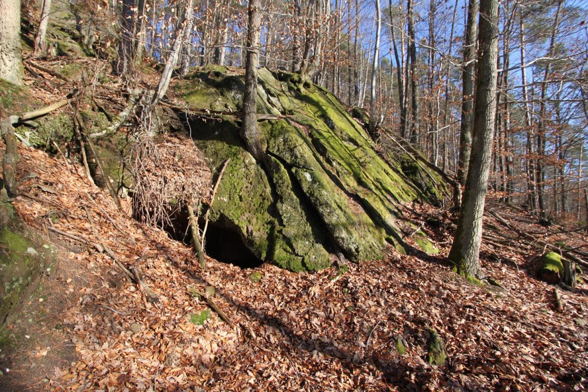 Ligne Maginot - PHILIPPSBOURG (154°RIF - 1/168°RAP) - (PC de Sous-Secteur) - Abri sous roche                      