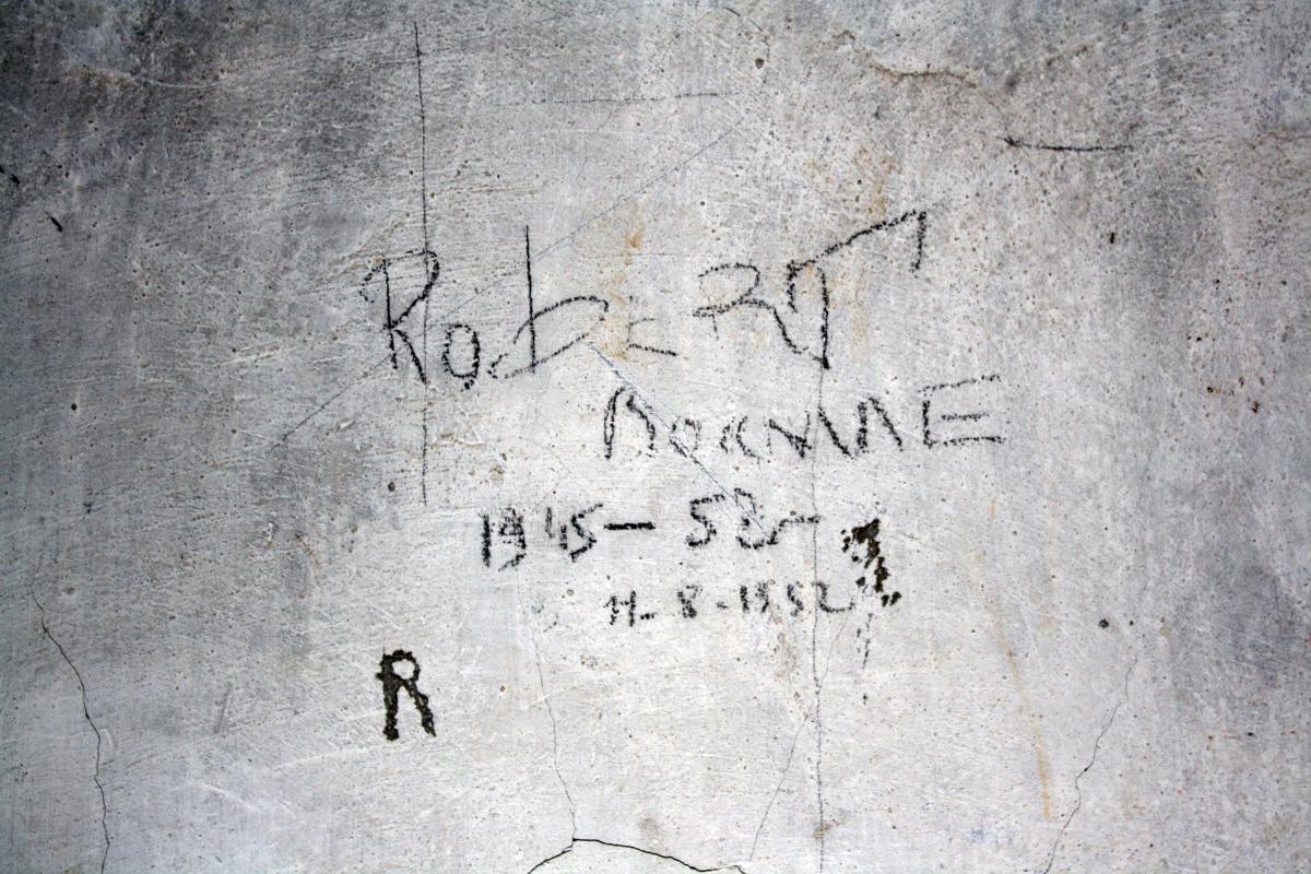 Ligne Maginot - ROCHER DE 10 HEURES 6 - (Abri) -                               