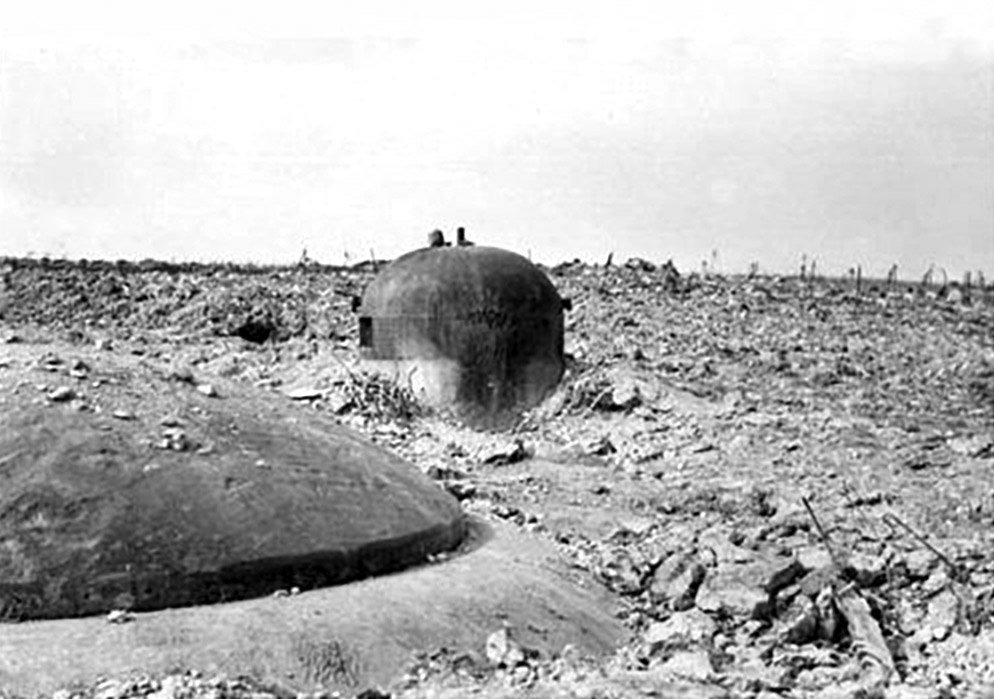 Ligne Maginot - FERMONT - A2 - (Ouvrage d'artillerie) - Le bloc 1 après les combats - Inconnu