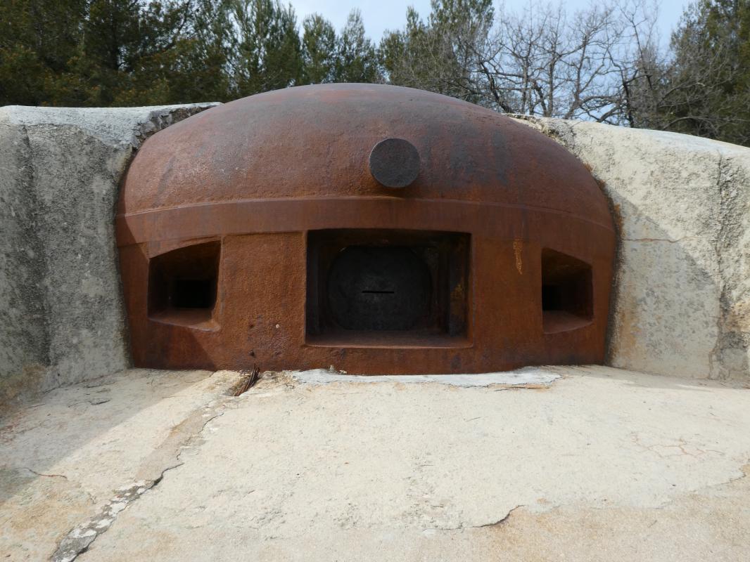 Ligne Maginot - ROQUEBRUNE - CORNILLAT - (Ouvrage d'artillerie) - Bloc 4
Cloche JM