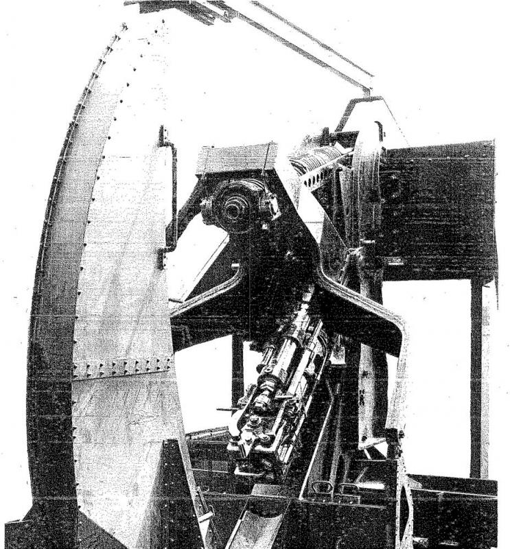 Ligne Maginot - Canon obusier de 75 modèle 33 sous casemate - Photo du prototype fourni par les Ateliers et Chantiers de la Loire pour les essais effectués à Bourges.
La pièce est équipée de la culasse semi-automatique mle 33