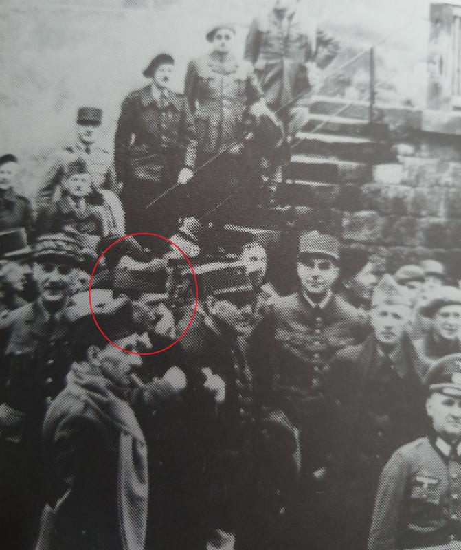 Ligne Maginot - Burtaire prisonnier -  Le général Burtaire prisonnier avec d'autres généraux.