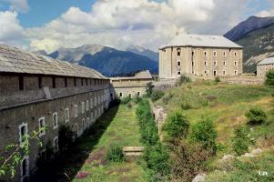 Ligne Maginot - LES TROIS-TETES - (Casernement) - 