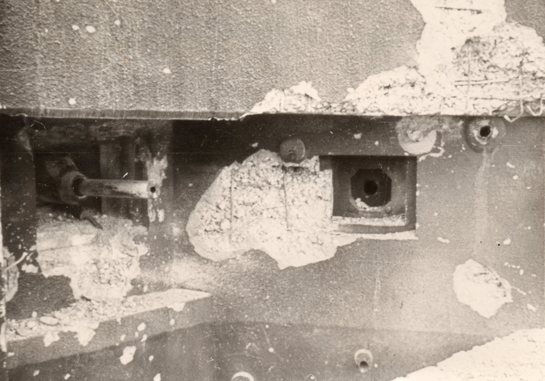 Ligne Maginot - BINING - (Casemate d'infanterie) - La casemate après les combats 