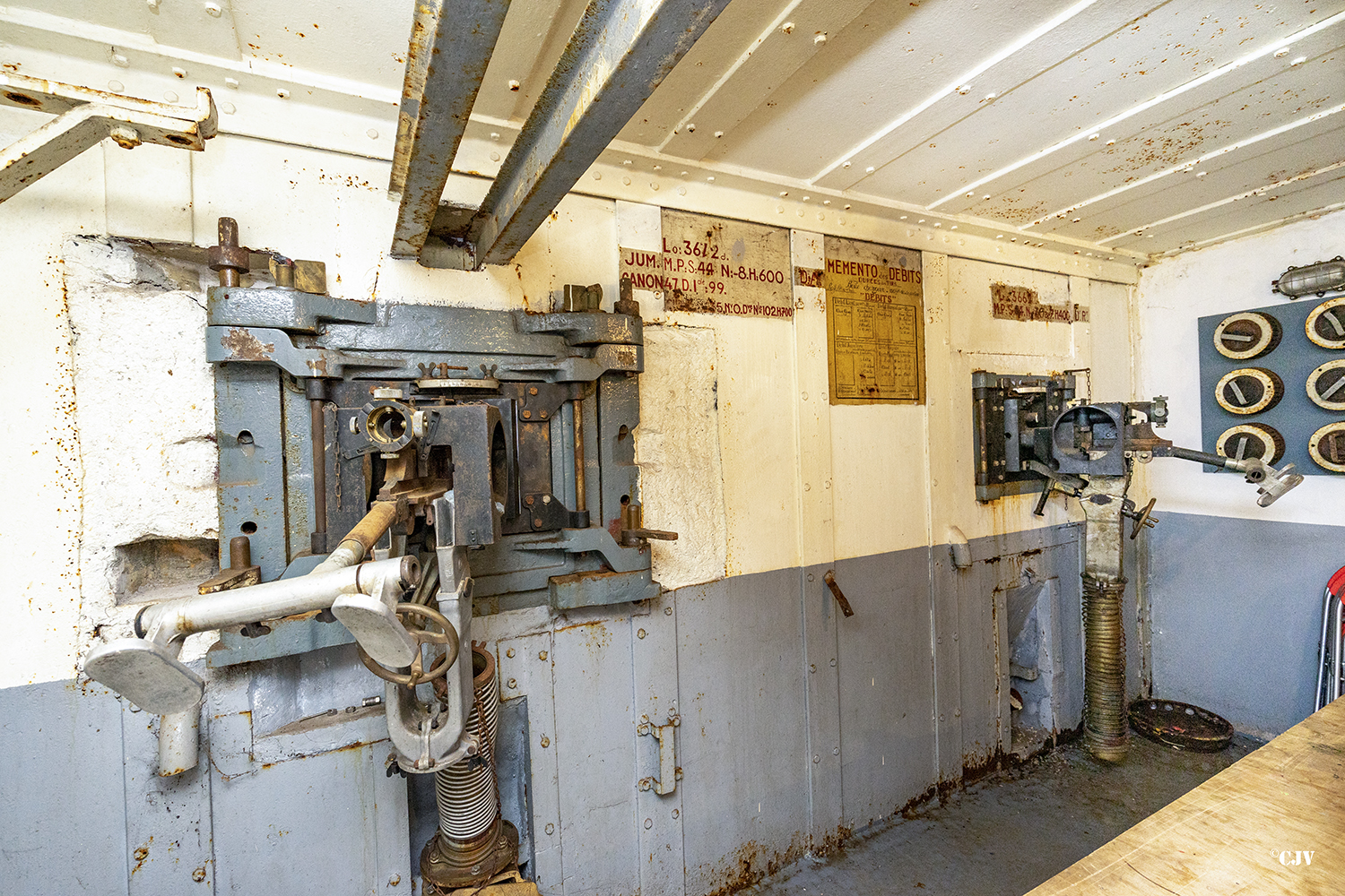 Ligne Maginot - BREHAIN OUEST (C2 DE L'OUVRAGE DE BREHAIN) - (Casemate d'infanterie - Simple) - La chambre de tir - Lia VERMEULEN