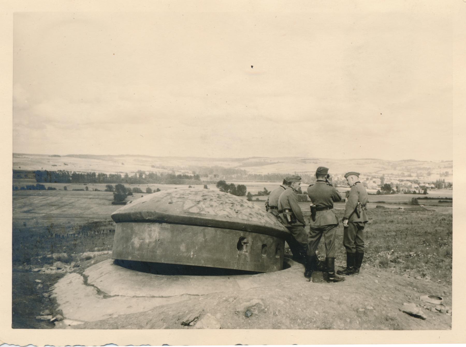 Ligne Maginot - LA FERTE - (Ouvrage d'infanterie) - Bloc 2
Tourelle pour deux armes mixtes