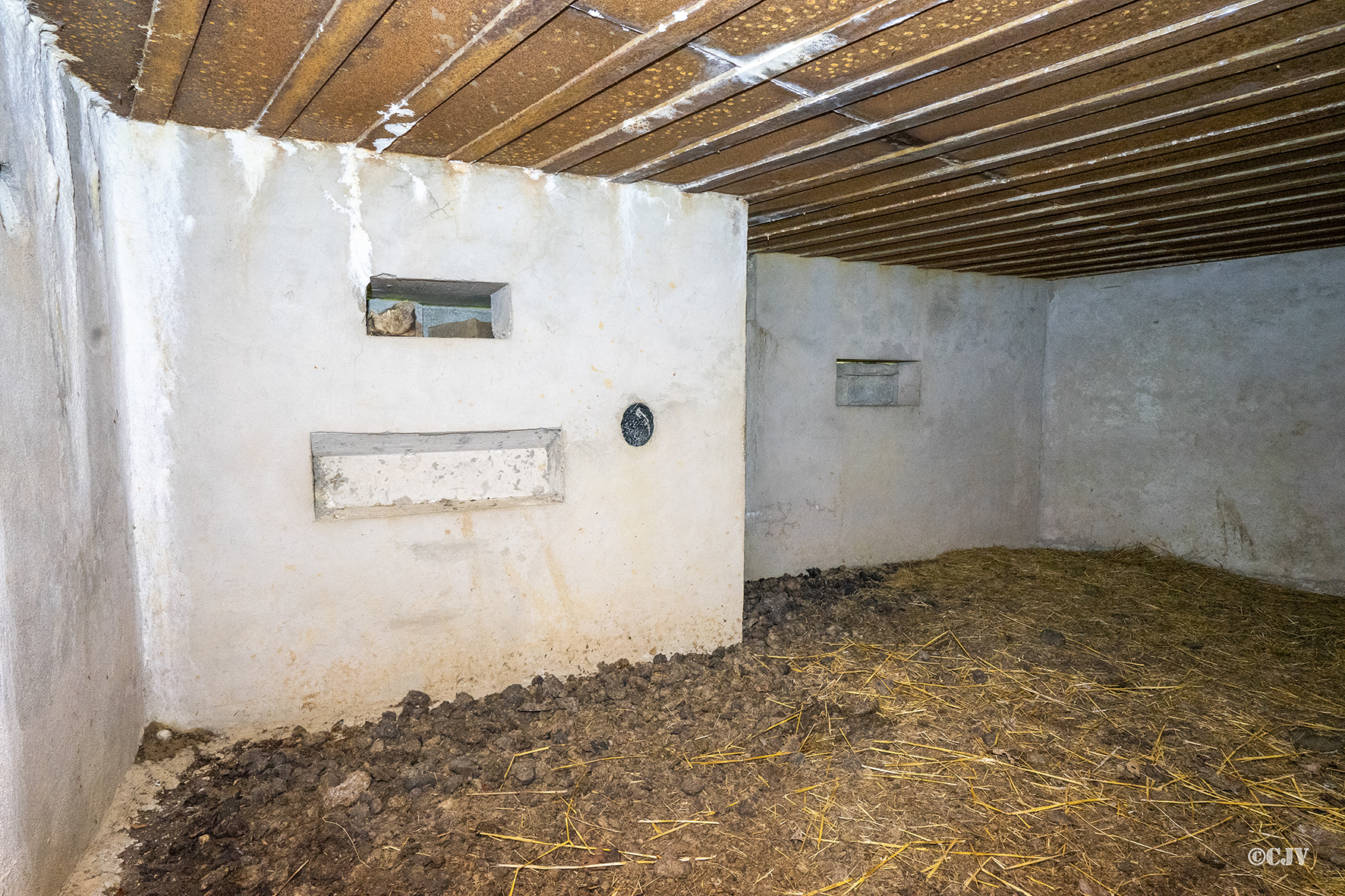 Ligne Maginot - LES BRENETS - (Casemate d'infanterie - double) -  - Lia VERMEULEN