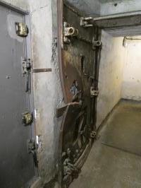 Ligne Maginot - LA FERTE - (Ouvrage d'infanterie) - Bloc 1
La porte blindée du bloc détruite par les pionniers allemands