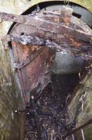 Ligne Maginot - HUTTINGUE OUEST 1 - (Blockhaus pour arme infanterie) - Entrée en puits, la porte au fond du puits.