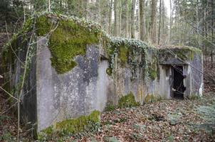 Ligne Maginot - NEUNEICH (SOUS-QUARTIER CENTRE) - (PC de Sous-Quartier) - Façade nord avec l'entrée coté Ouest