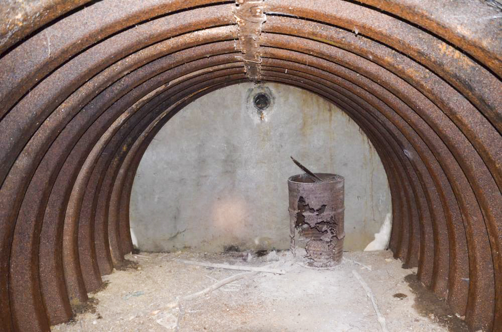 Ligne Maginot - WILLERHOF (BATTERIE DE) - (Position d'artillerie préparée) - Encuvement 2
Intérieur de la soute de gauche - D. Froehly