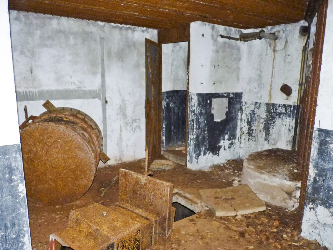 Ligne Maginot - BIESENBERG 6 - (Blockhaus pour arme infanterie) -  - Aditus