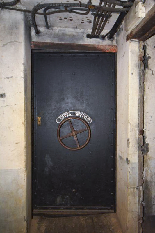 Ligne Maginot - LA FERTE - (Ouvrage d'infanterie) - Bloc 1
Porte étanche isolant la chambre de tir
