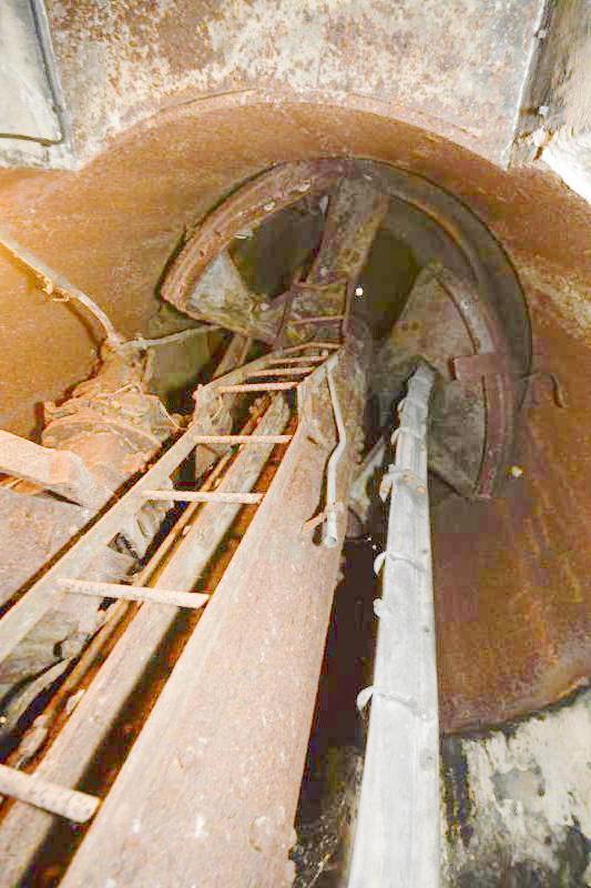 Ligne Maginot - LA FERTE - (Ouvrage d'infanterie) - Bloc 1
Cloche pour AM n°4