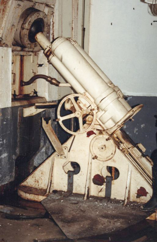 Ligne Maginot - SCHIESSECK - (Ouvrage d'artillerie) - Bloc 4
Mortier de 81