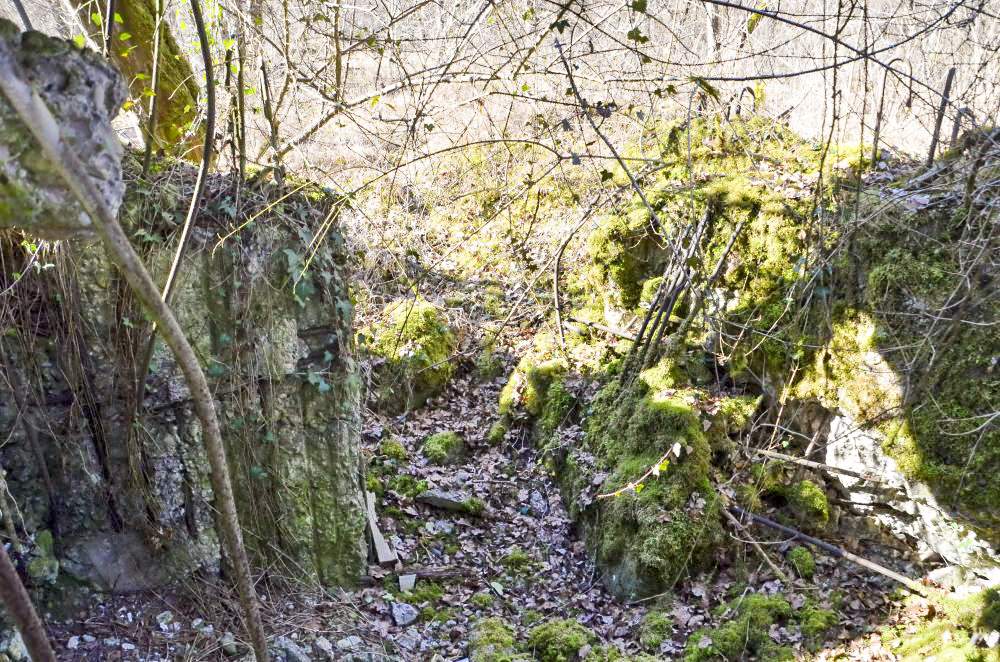 Ligne Maginot - CARREFOUR 224 NORD - (Blockhaus pour arme infanterie) - Entrée matériel vue de l'intérieur