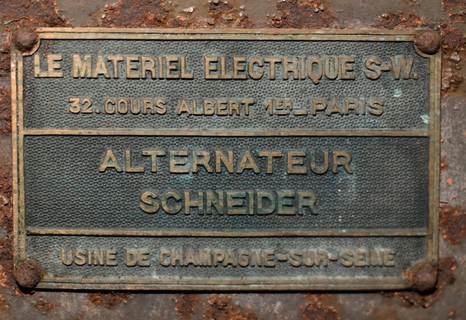 Ligne Maginot - LA FERTE - (Ouvrage d'infanterie) - Bloc 2
Plaque de générateur Schneider