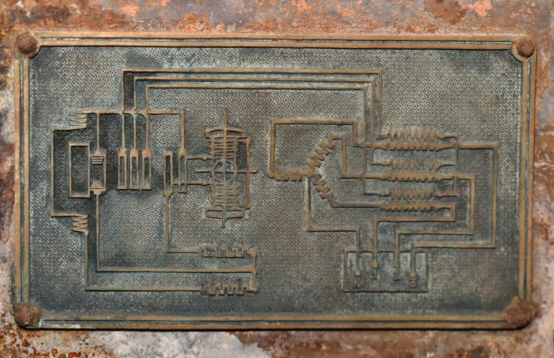 Ligne Maginot - LA FERTE - (Ouvrage d'infanterie) - Bloc 2
Schémat électrique de générateur Schneider