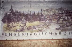 Ligne Maginot - ZIMMING CAMP - (Camp de sureté) - Peinture murale allemande (KG ?) de 1945.
Sous sol d'un bâtiment.
Etat 10/1991