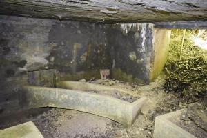 Ligne Maginot - KOETZINGUE 1 - (Blockhaus pour canon) - Support des flèches et des bêches