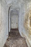 Ligne Maginot - PA KEMBS SUD 3 - (Blockhaus pour arme infanterie) - Vue du Couloir vers le fond et l'accès à la coupole sur la gauche.