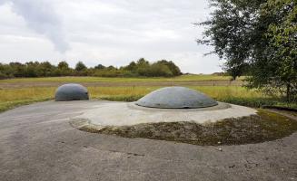 Ligne Maginot - BAMBESCH - A35 - (Ouvrage d'infanterie) - Bloc 1
Tourelle de mitrailleuses modifiée en AM et cloche GFM