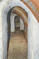 Ligne Maginot - PETIT-LANDAU OUEST (I/10° RIF) - (PC de Sous-Quartier) - Vue en enfilade des chambres avec au fond la pièce pour la téléphonie