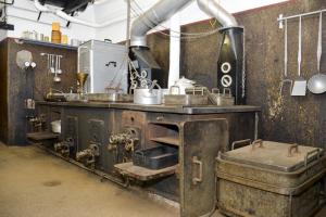 Ligne Maginot - ROHRBACH - FORT CASSO - (Ouvrage d'infanterie) - La cuisine
Cuisinière Arthur-Martin à charbon ou gas-oil