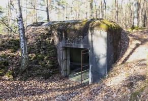 Ligne Maginot - WINDSTEIN - (Casemate d'artillerie) - L'entrée arrière