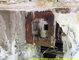Ligne Maginot - MARKBACH - (Blockhaus pour arme infanterie) - Chambre de tir Ouest
Détail du créneau FM