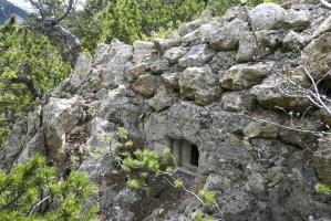 Ligne Maginot - CLOT DU POIN 1 - (Blockhaus pour arme infanterie) - Créneau supérieur