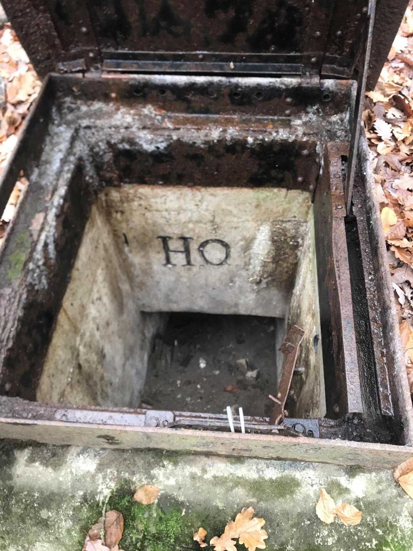 Ligne Maginot - HQ1 - (Chambre de coupure) -  - Baptltt