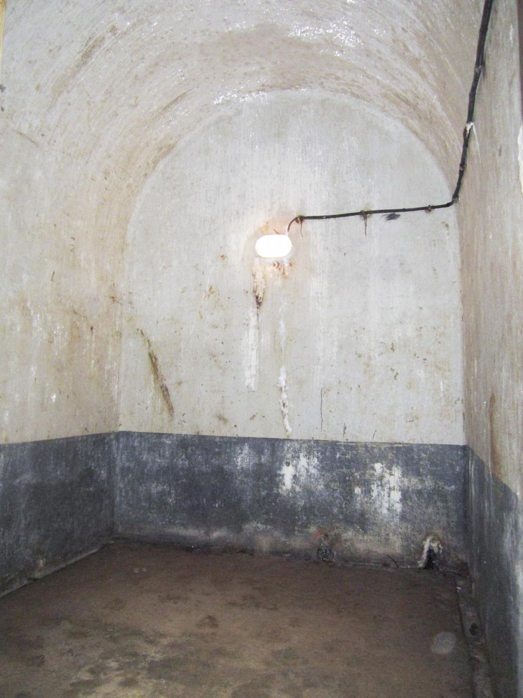 Ligne Maginot - LA FERTE - (Ouvrage d'infanterie) - Réserve à munitions de la tourelle pour deux AM du bloc 2