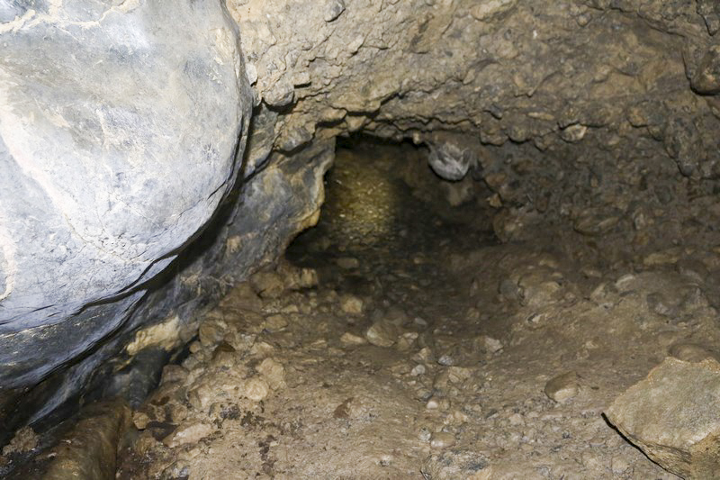 Ligne Maginot - BONNENUIT 1 - (Blockhaus pour arme infanterie) - Vaste caverne derrière le bloc - Alain Perouffe
