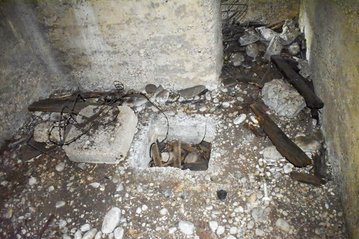 Ligne Maginot - STATION DE BANTZENHEIM 6 - (Abri) - Réservation dans la salle ?